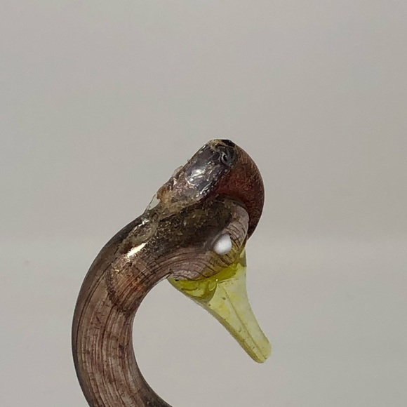 Glassblown Bird Statue - Picture 5 of 7